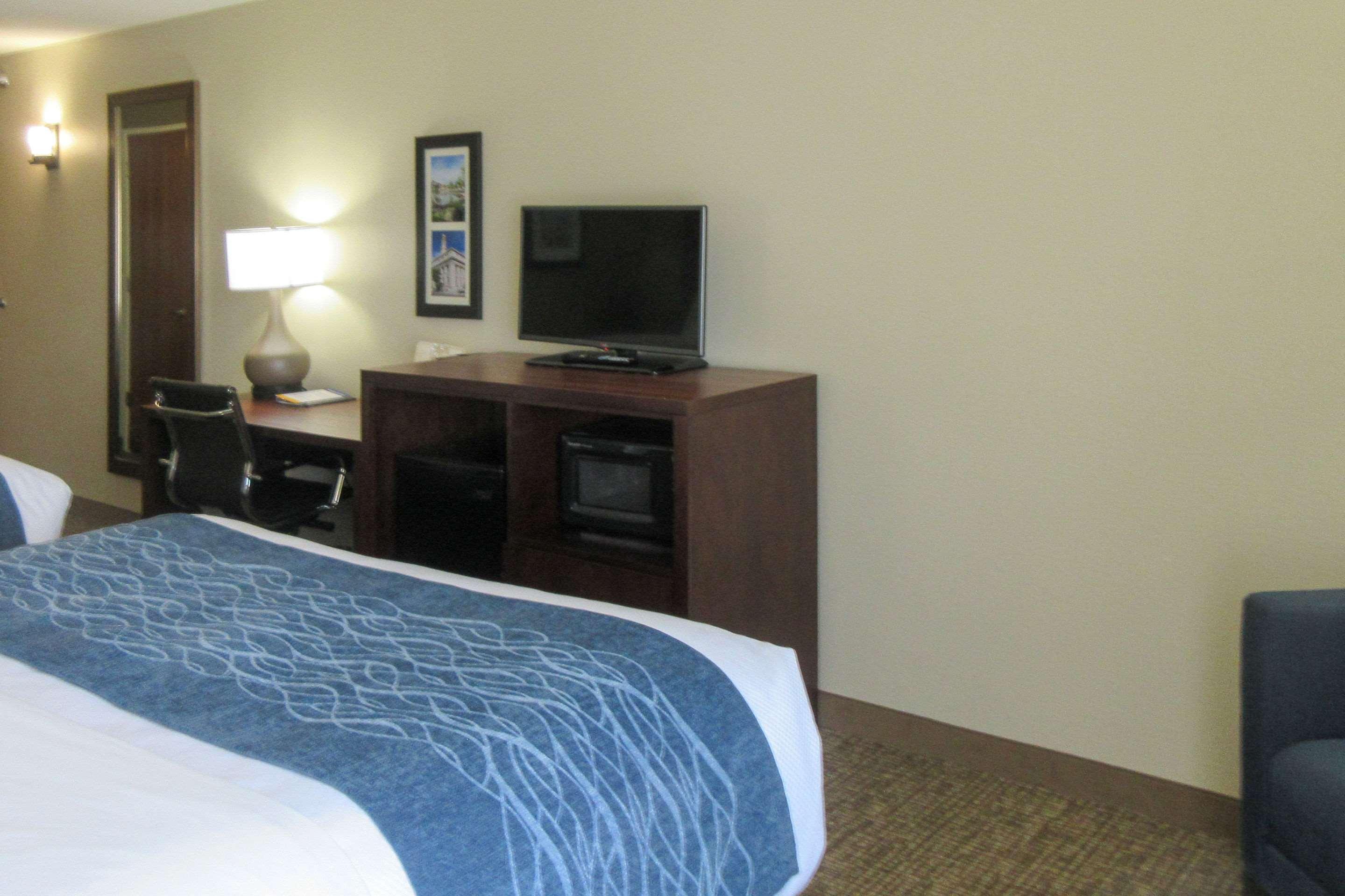 Comfort Inn & Suites Pueblo Eksteriør billede