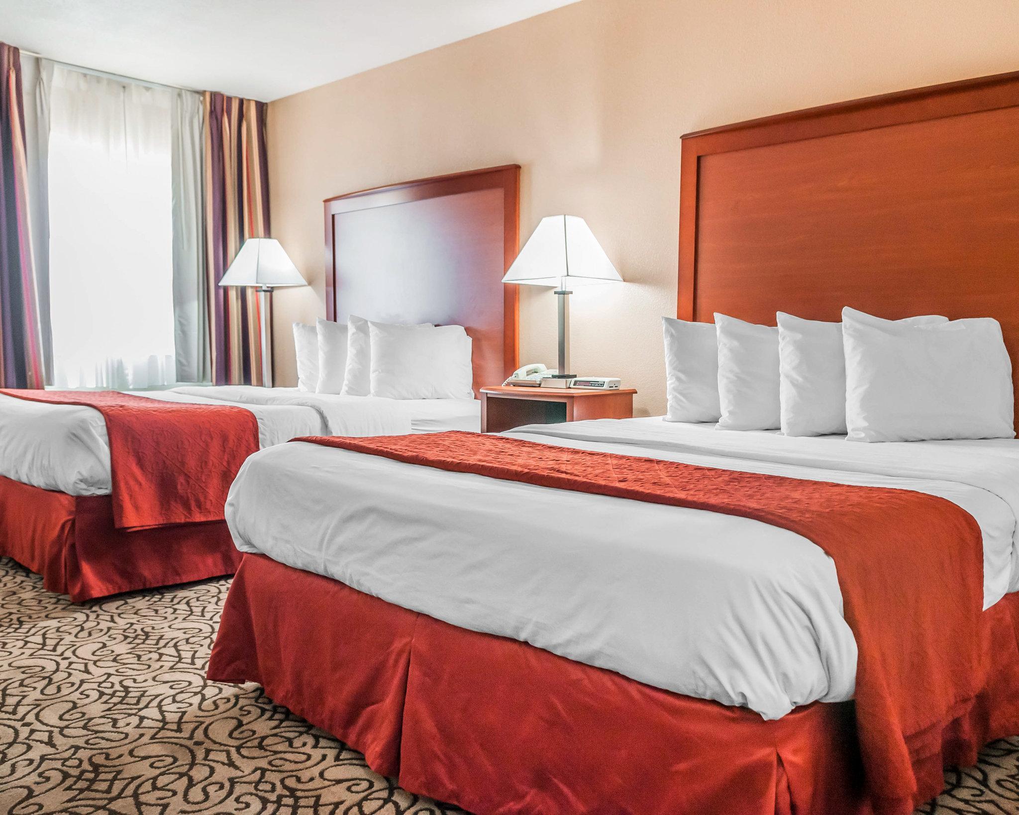 Comfort Inn & Suites Pueblo Eksteriør billede