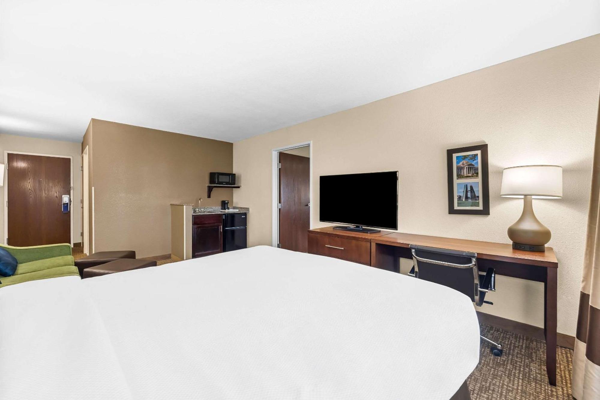 Comfort Inn & Suites Pueblo Eksteriør billede