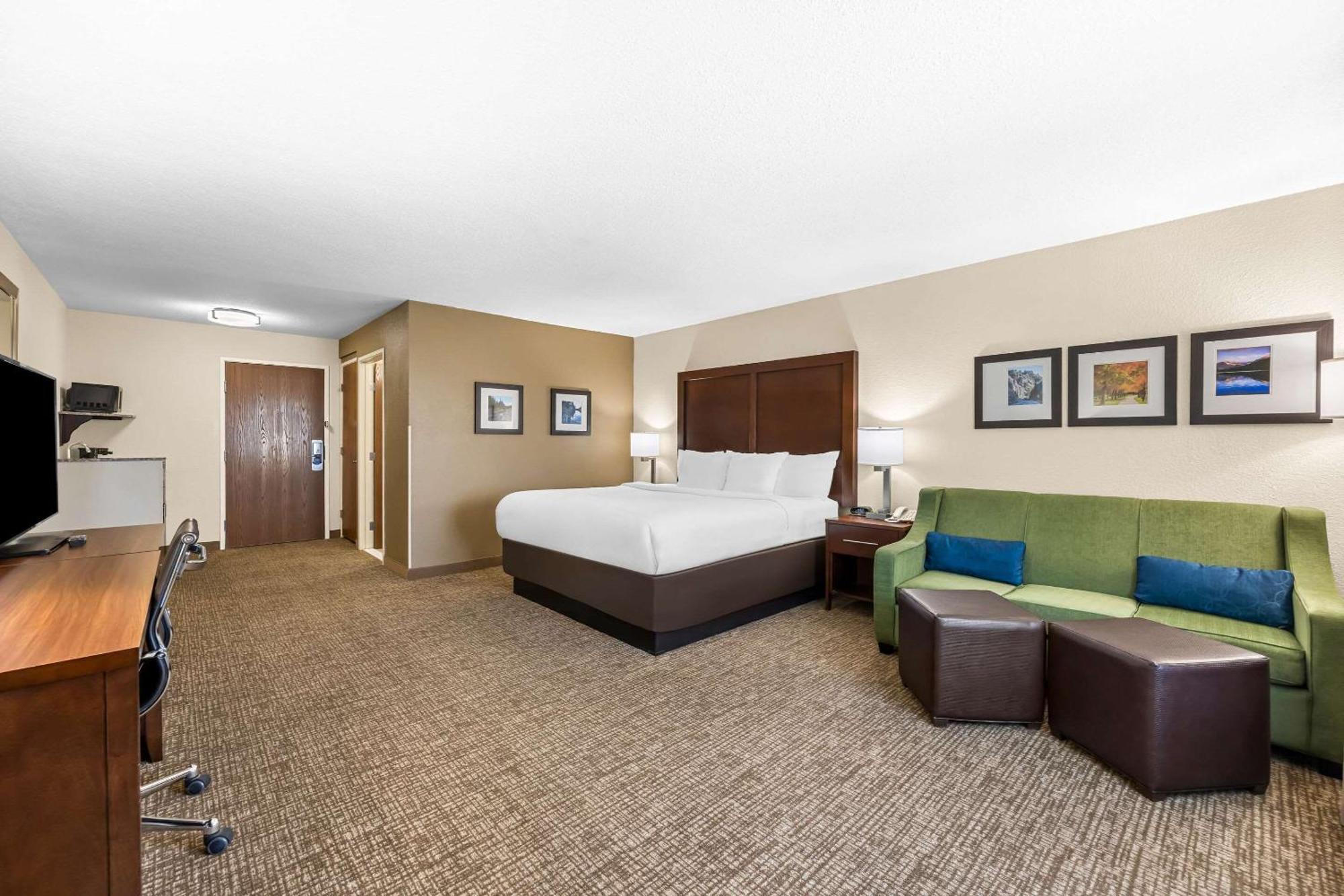 Comfort Inn & Suites Pueblo Eksteriør billede