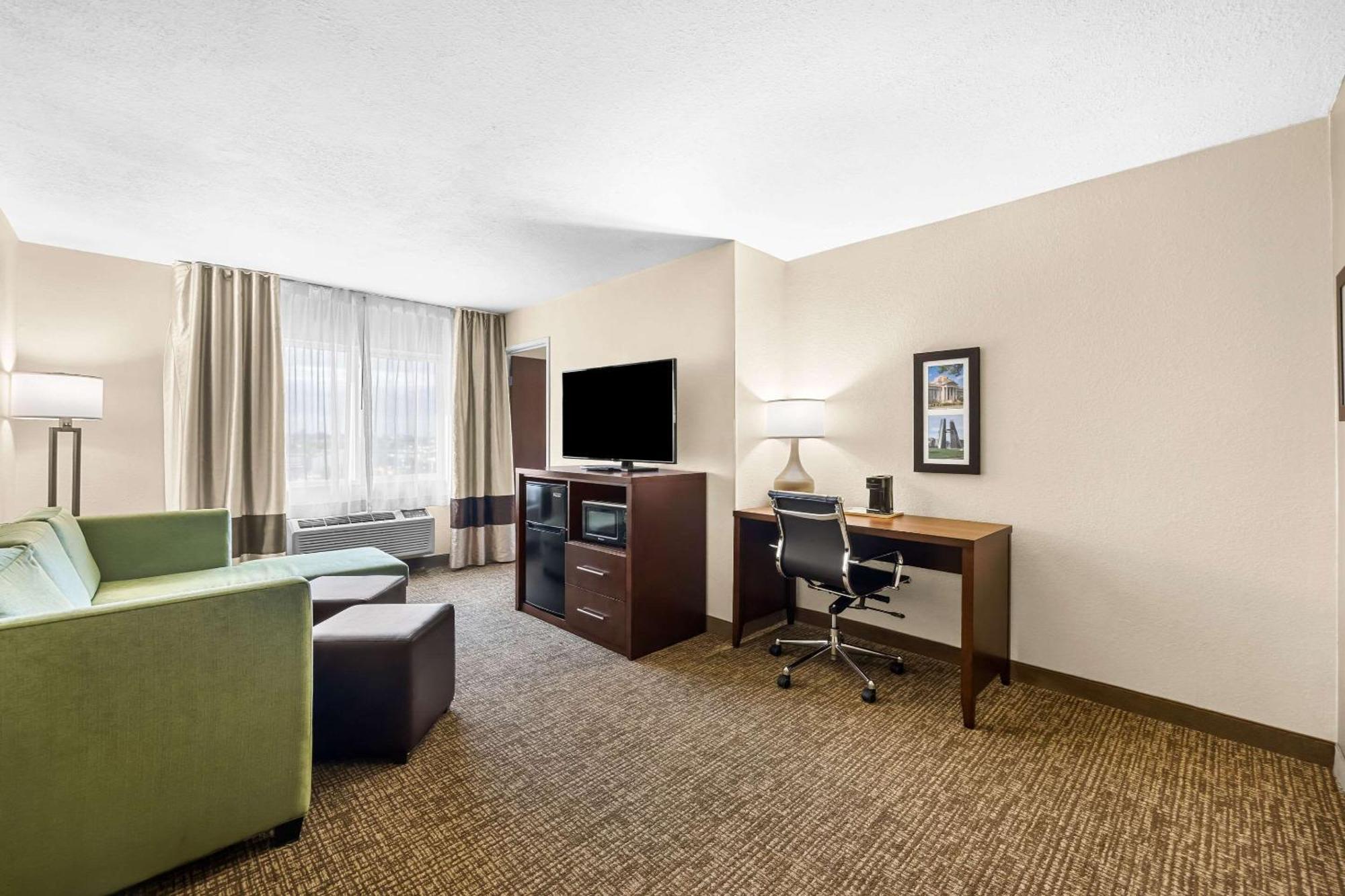 Comfort Inn & Suites Pueblo Eksteriør billede