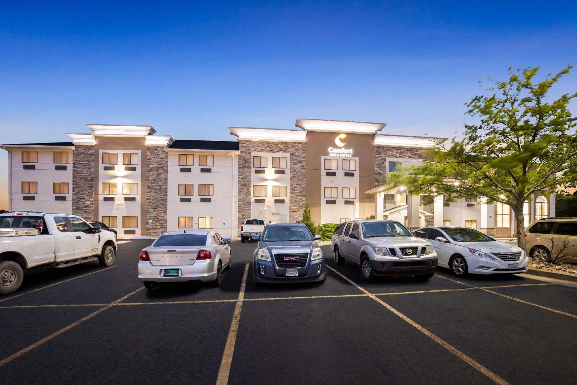 Comfort Inn & Suites Pueblo Eksteriør billede